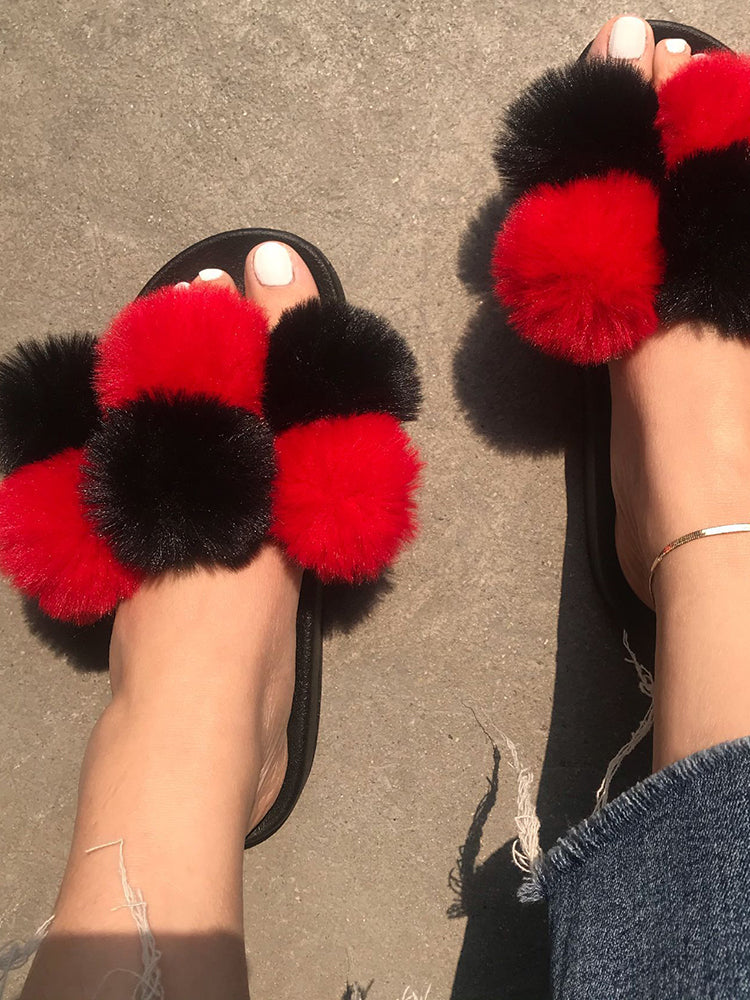 Pom Pom Slippers