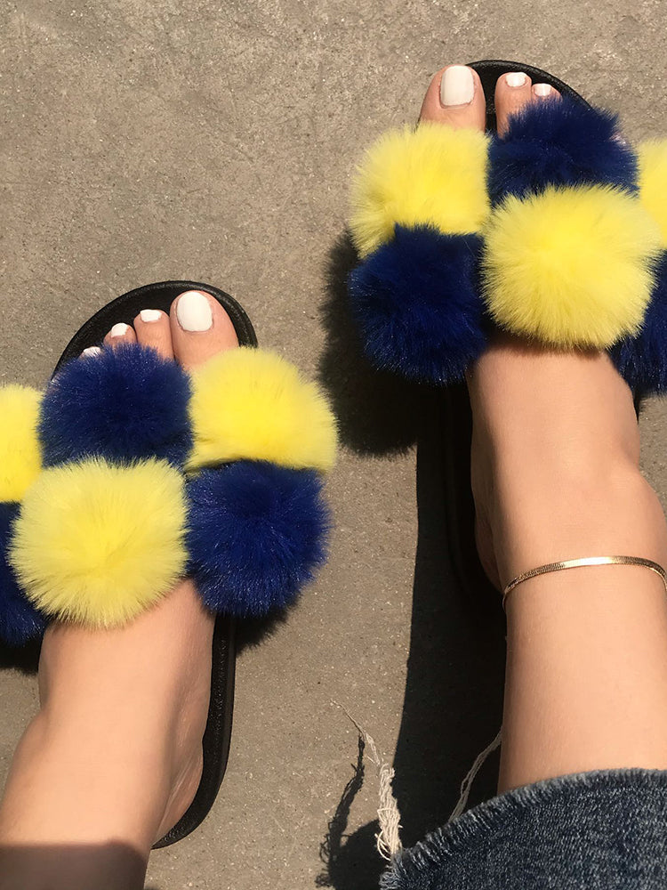 Pom Pom Slippers