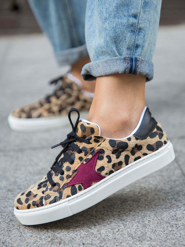 Star Leopard Casual Sneaker