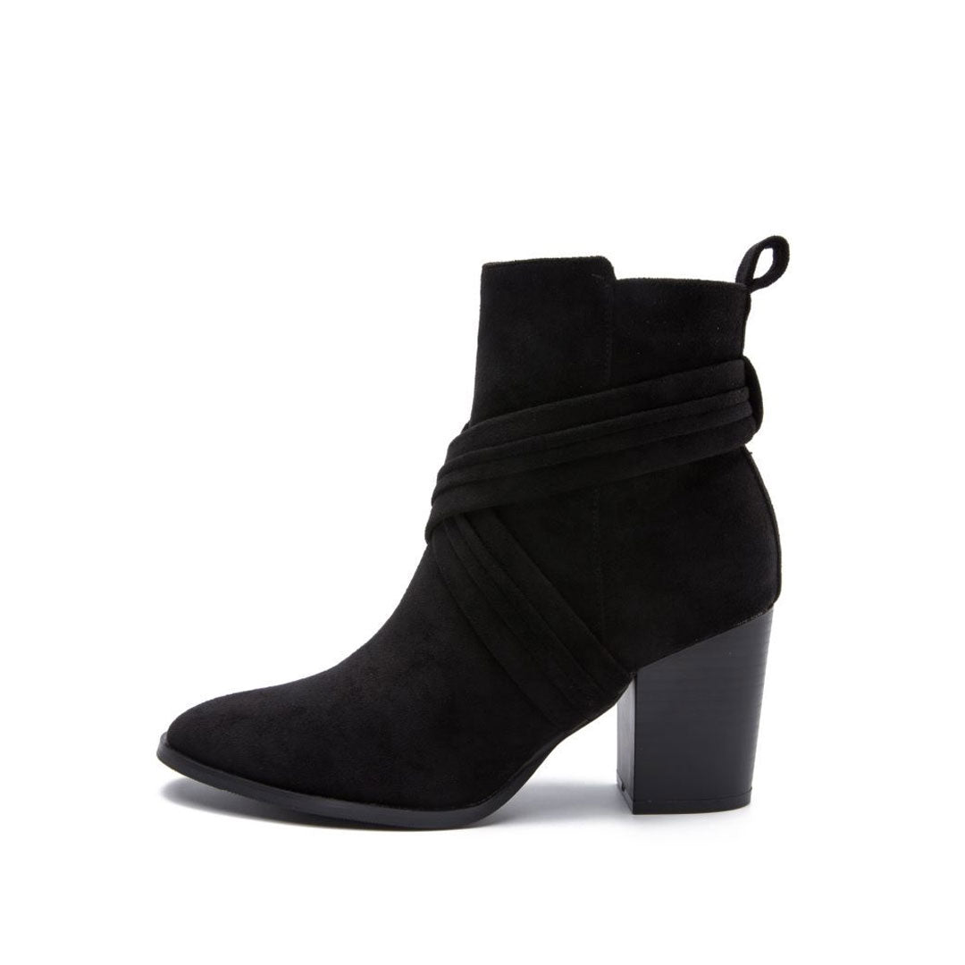 Crisscross Strap Pointed Toe Block Heel Suede Ankle Boots - Black